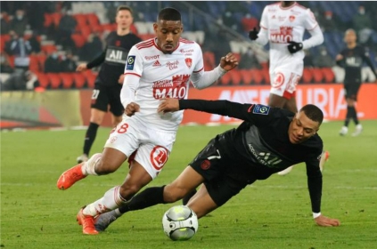 欧文得到NBA总裁谅解